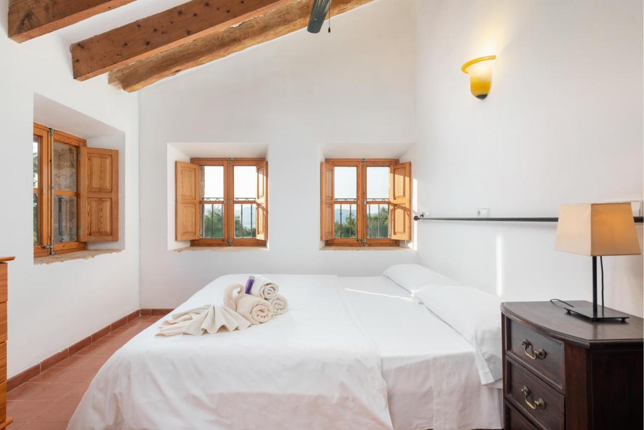 Petit Hotel Hostatgeria La Victoria アルクディア エクステリア 写真